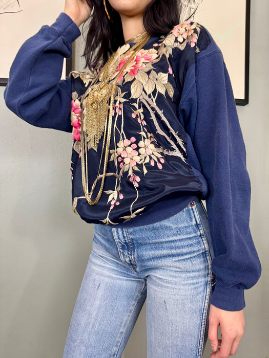 Mena, vintage sweatshirt with floral embroidery on silk