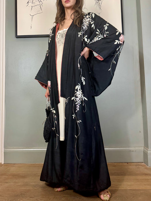 Alia, 40s Japanese embroidered silk kimono