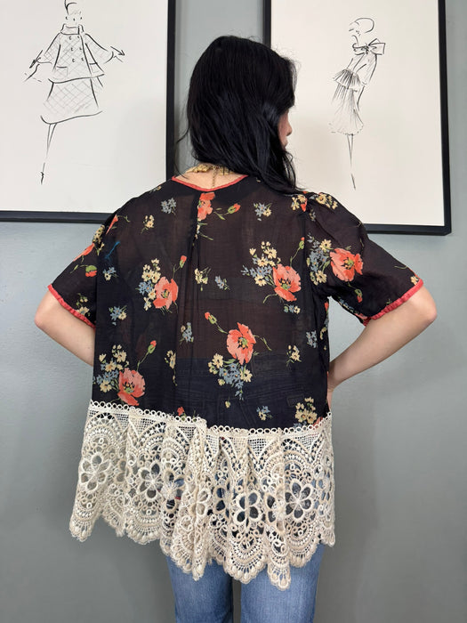 Caro, 30s floral and lace top