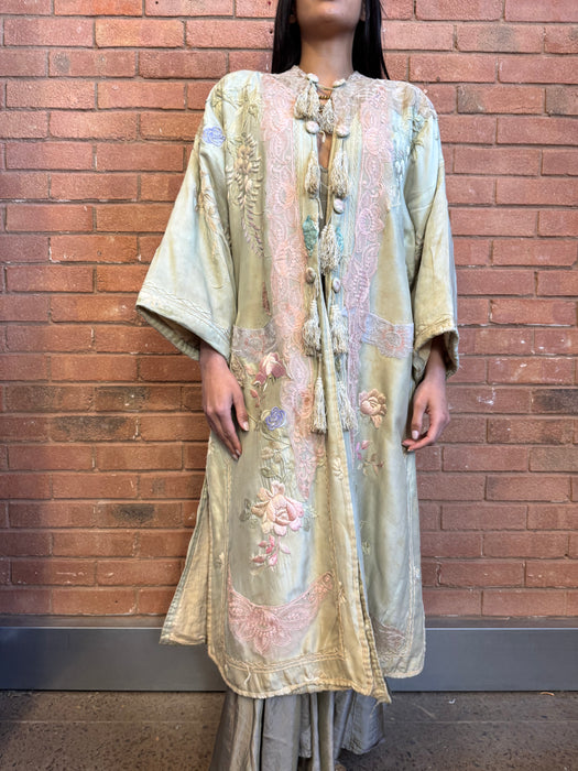 Wisteria, 40s embroidered pale green Japanese robe