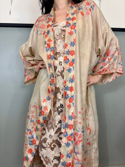 Hero, Pongee 30s silk floral wrqp over robe