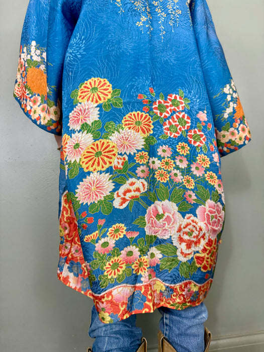 Pines, 40s Japanese silk floral embroidered kimono