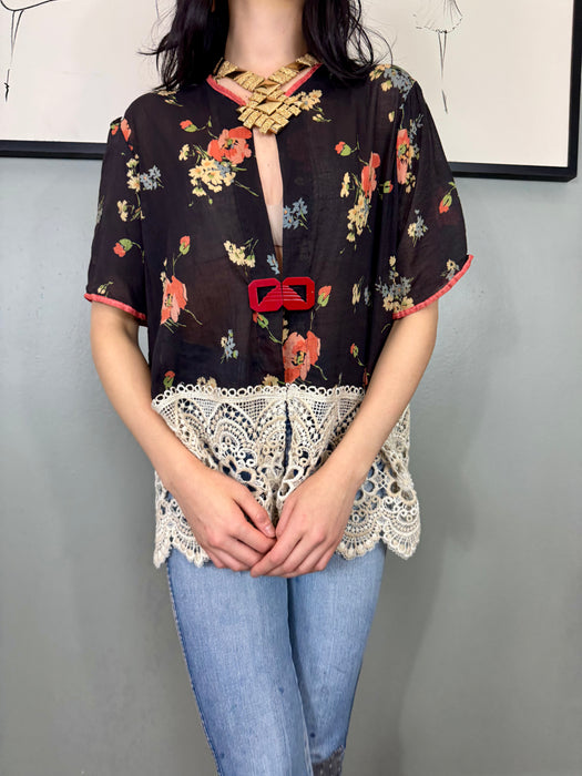 Caro, 30s floral and lace top