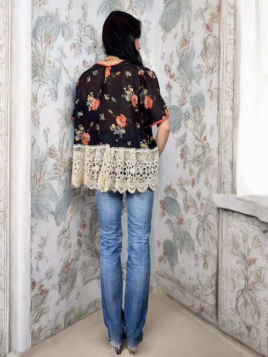 Caro, 30s floral and lace top