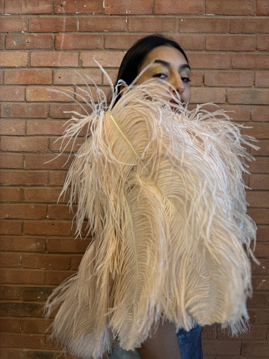 Aida, 30s light peach ostrich feather cape