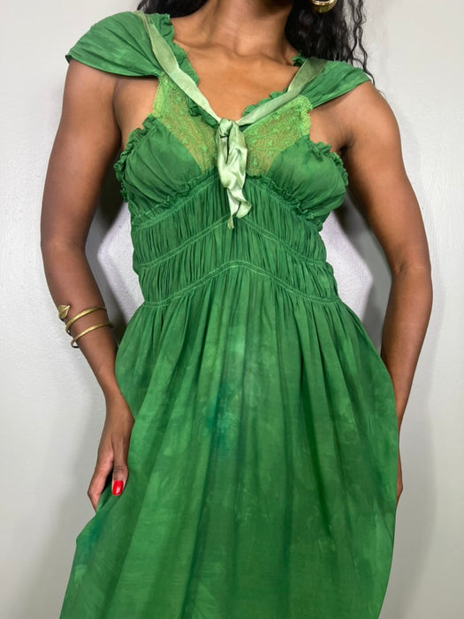 Esmeralda, 30s dress hand dyed in emerald green