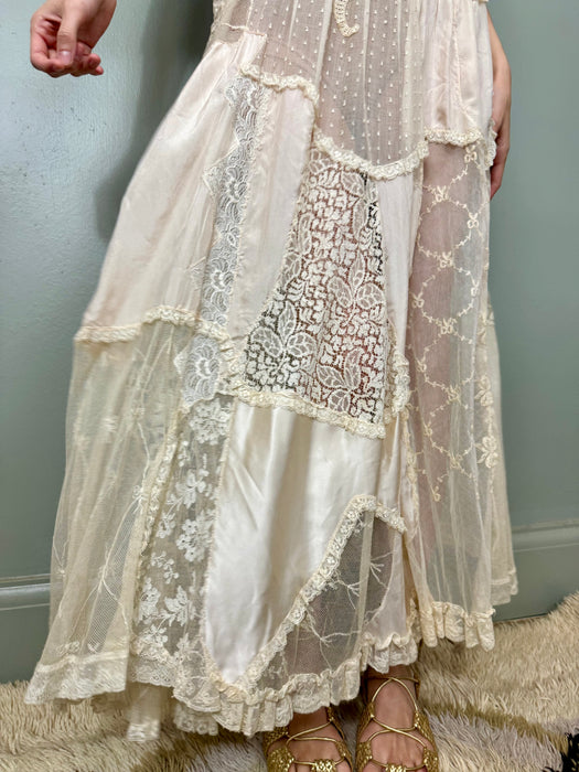 Amandine, 40s mixed lace and silk dress