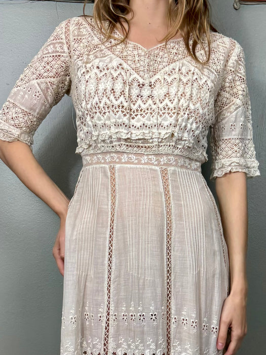 Edna, Victorian white lace cotton dress