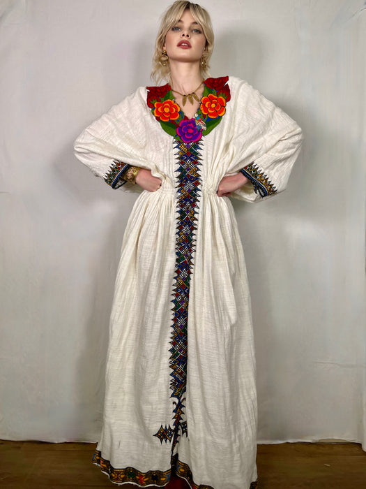 Magda, 70s cheesecloth embroidered Kaftan – One Vintage